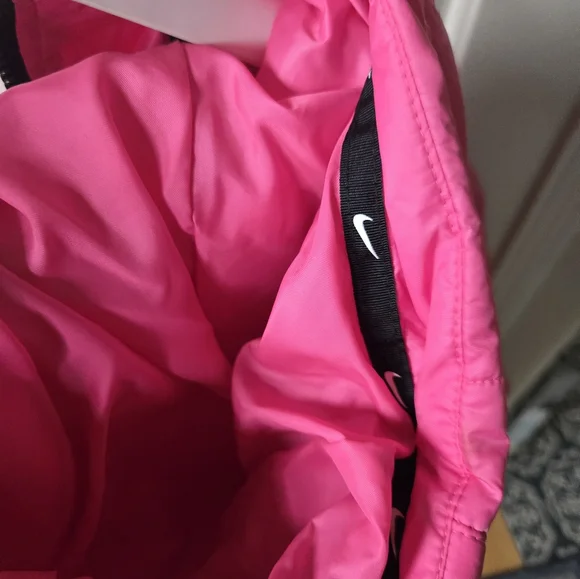 Nike Womens sz Small NWT Bright Pink Puffer - Picture 10 of 16